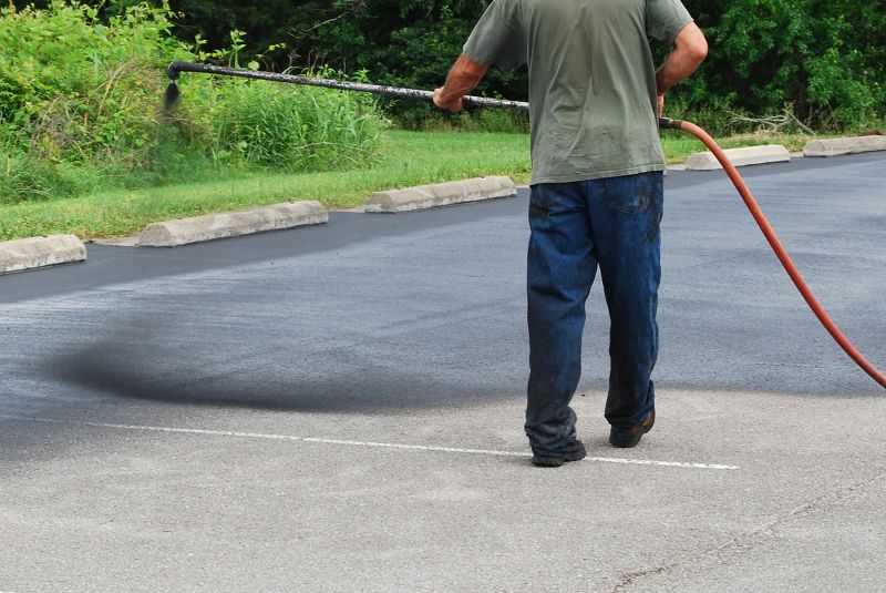 Asphalt Sealcoating in San Antonio, TX